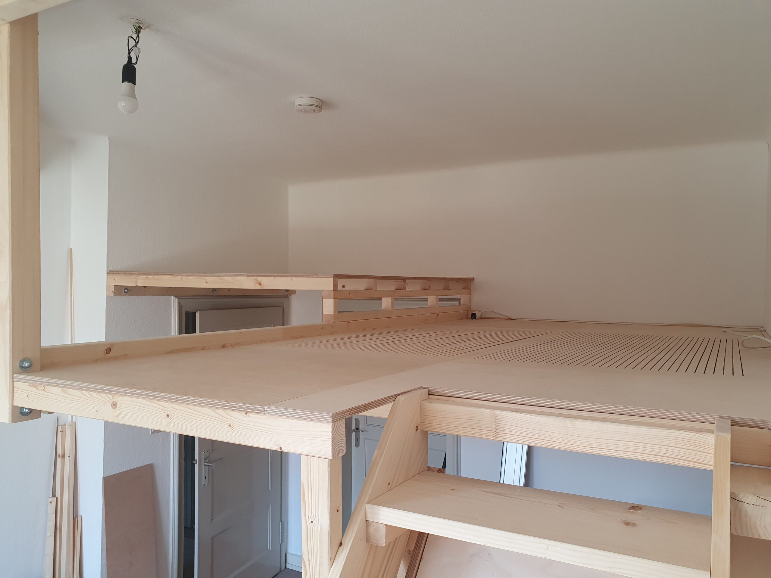 Hochetage auf zwei Ebenen